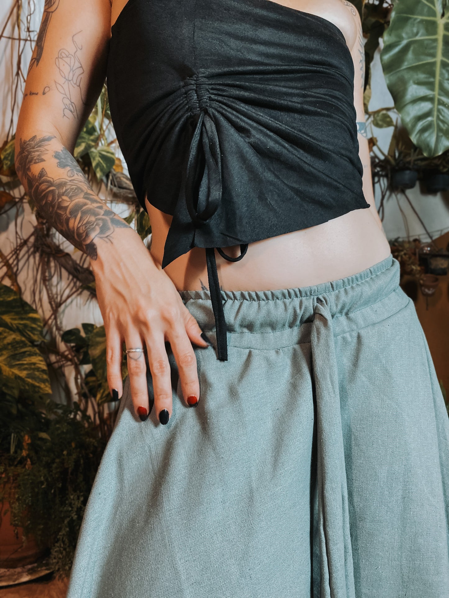 Blusa Gaia - Camurça Preta