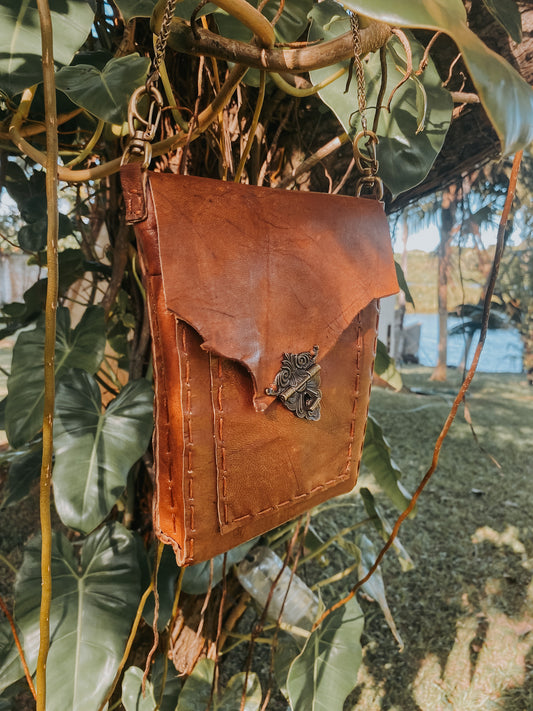 Shoulder Bag Carcará - Formato Orgânico