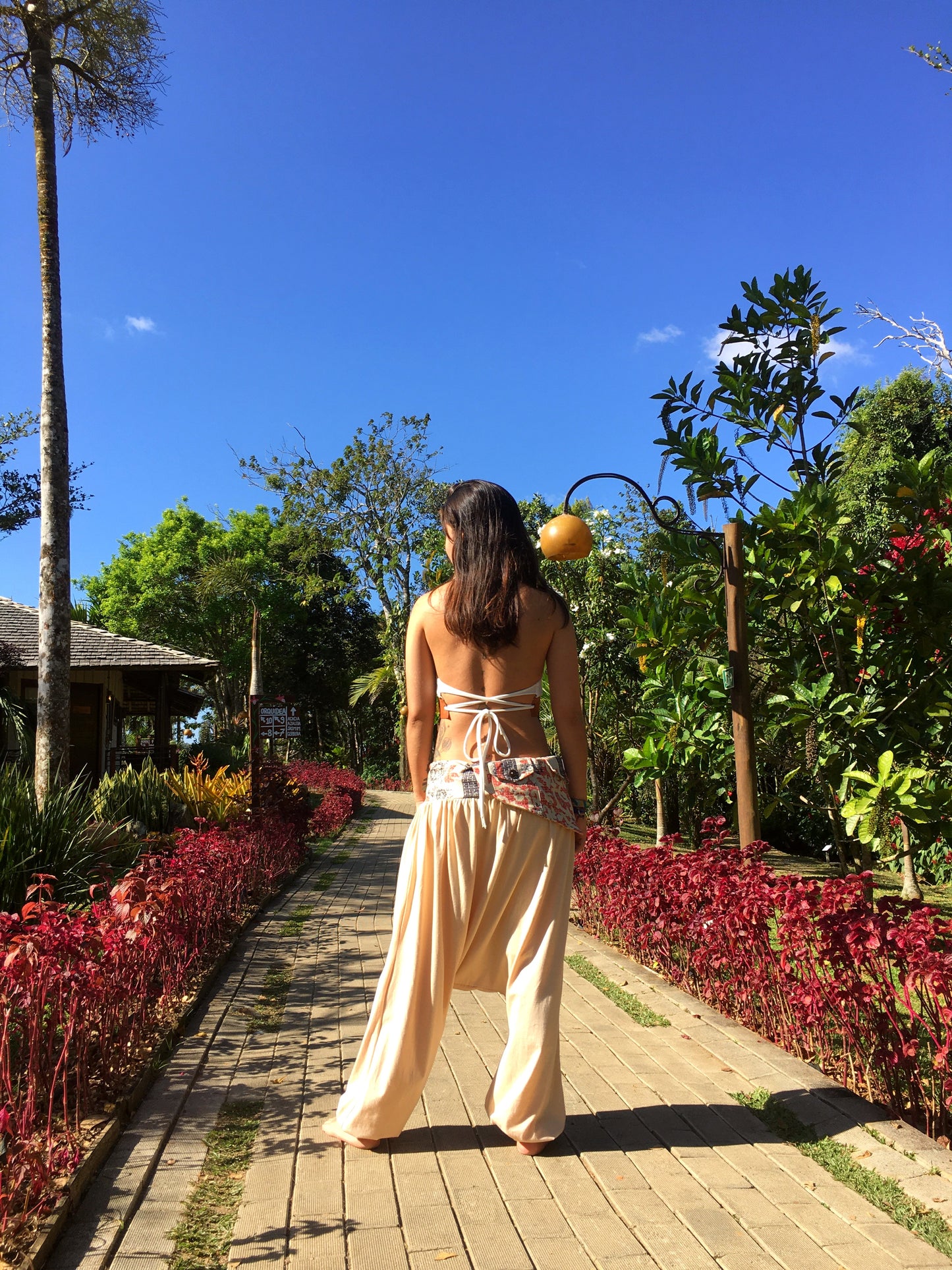 Calça Thai Eco com Cartucheira em Linho - Bege