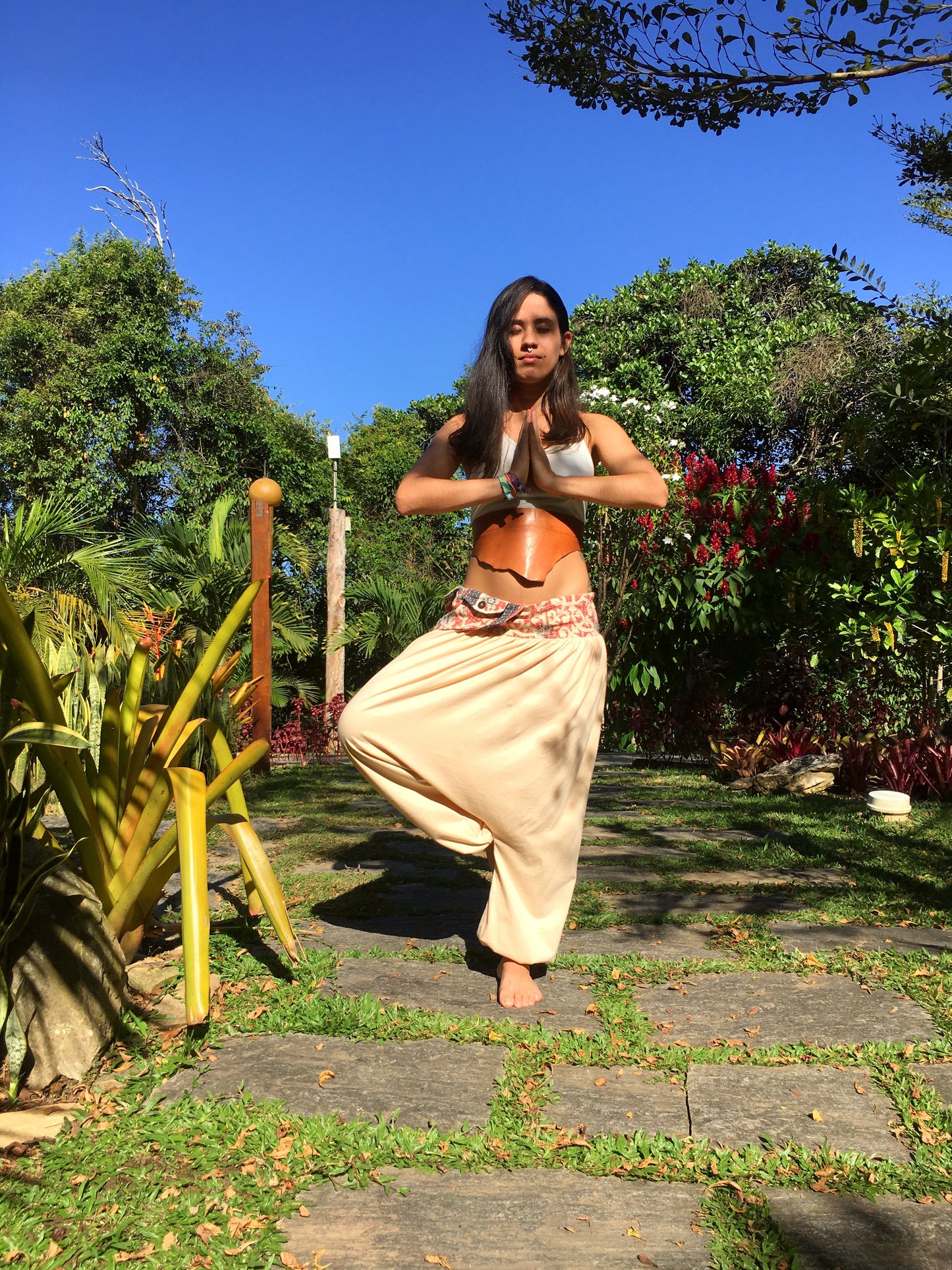 Calça Thai Eco com Cartucheira em Linho - Bege