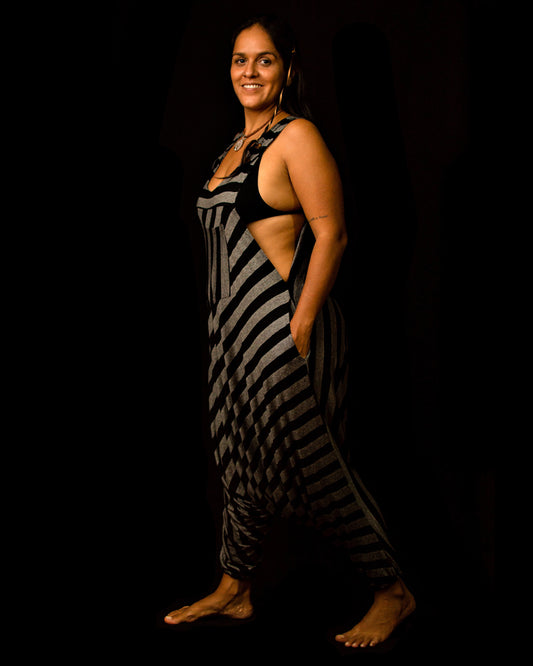 Macacão Pachamama - Listrado Preto