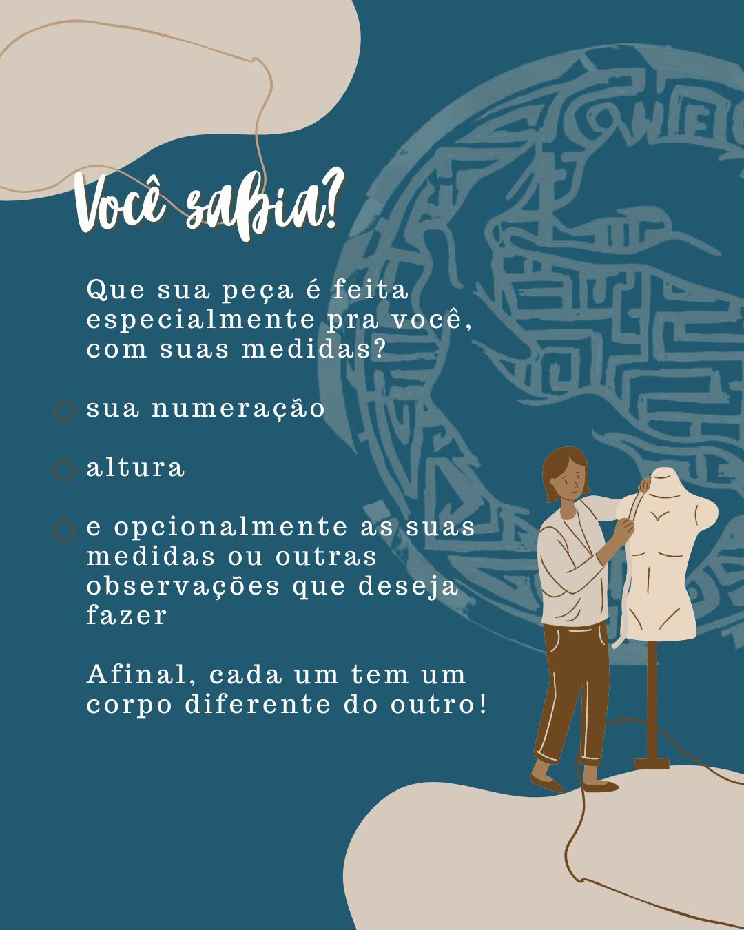 Calça Om - Azul Marinho com Bolso em Couro