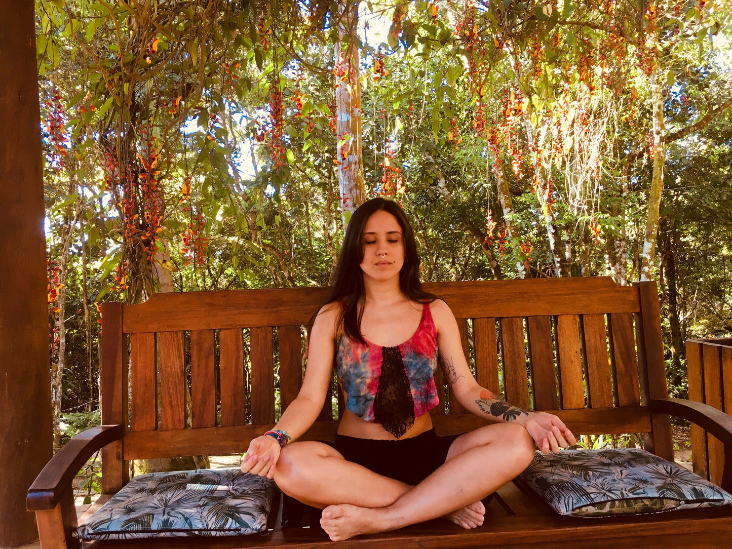 Blusa Goa com Renda - Arcoíris