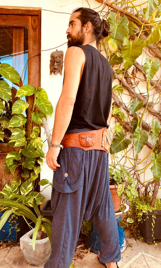 Cartucheira de Couro Natural com Pedra - Bolso Triplo