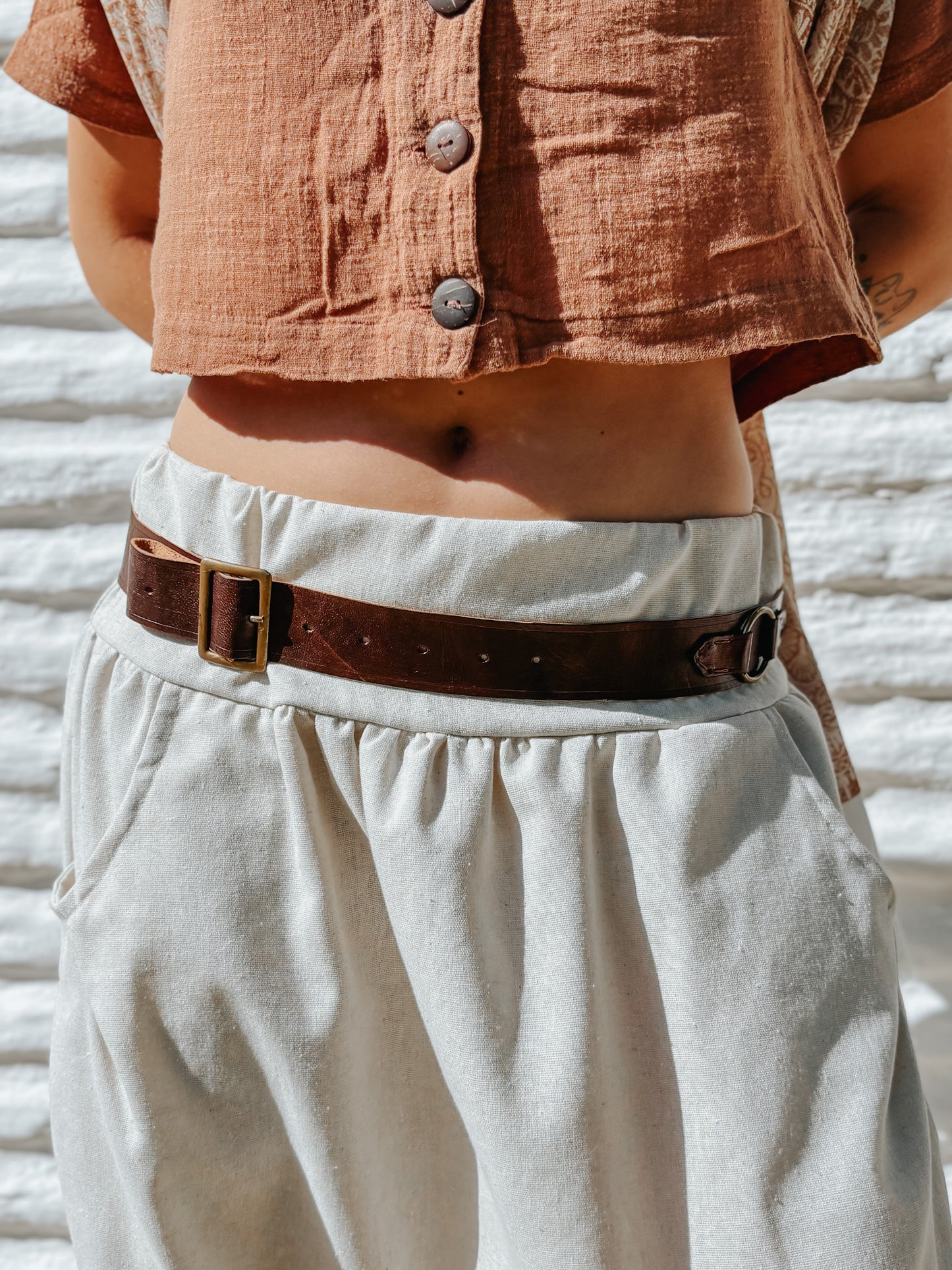 Cartucheira de Couro - Fivela em Prata com Labradorita