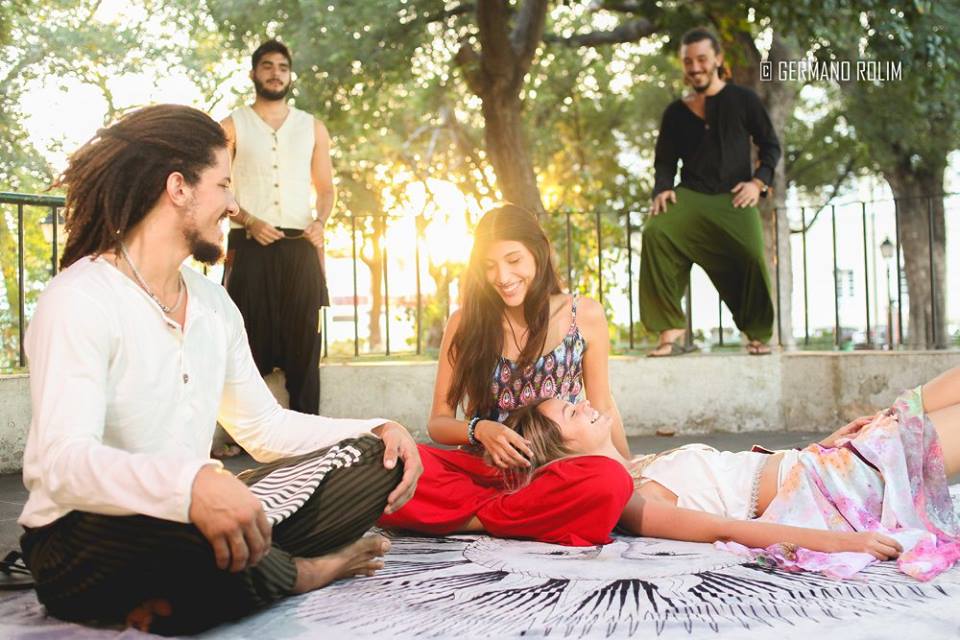 Camisa Goa com Mangas em Malha Ecológica - Preta