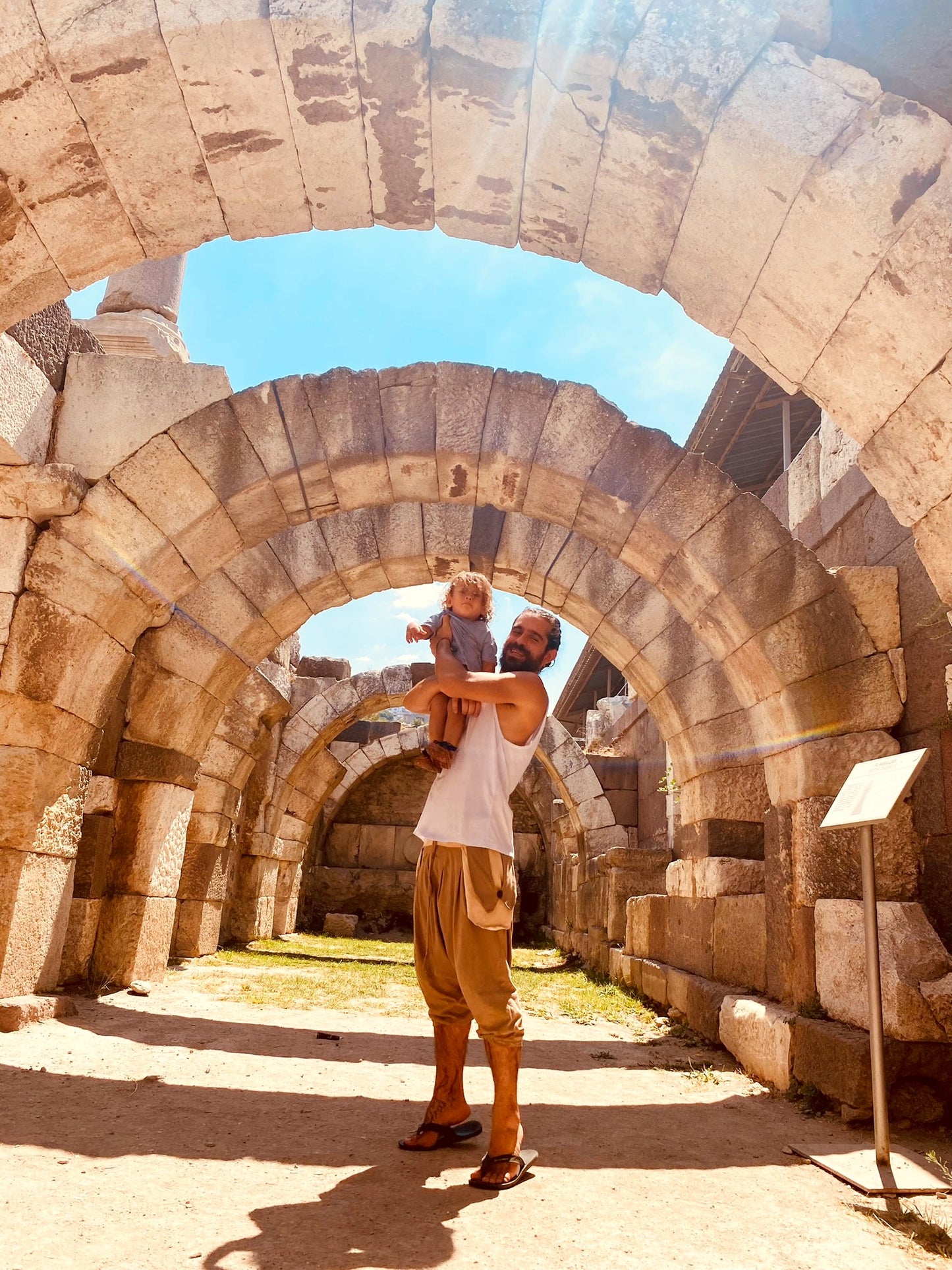 Bermuda Om - Caqui com Bege