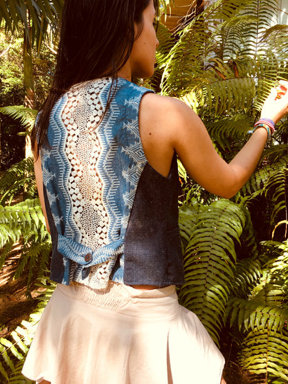 Colete Jeans com Renda