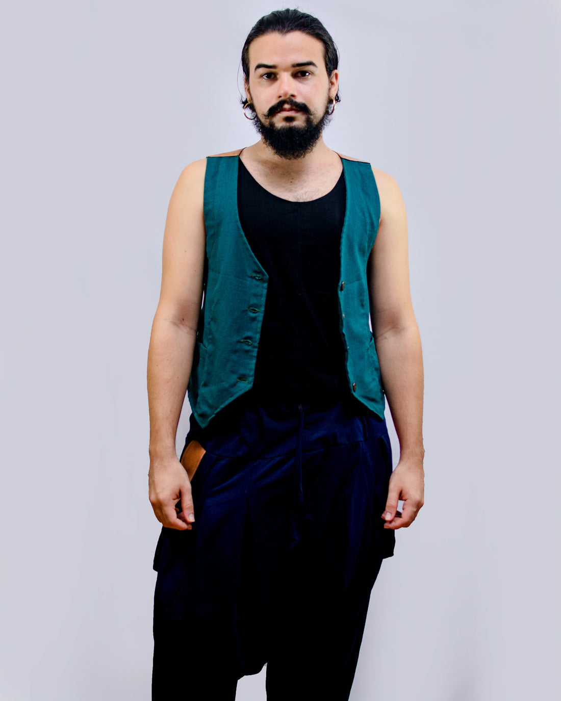 Calça Om em Malha Ecológica - Azul Marinho com Bolso em Couro