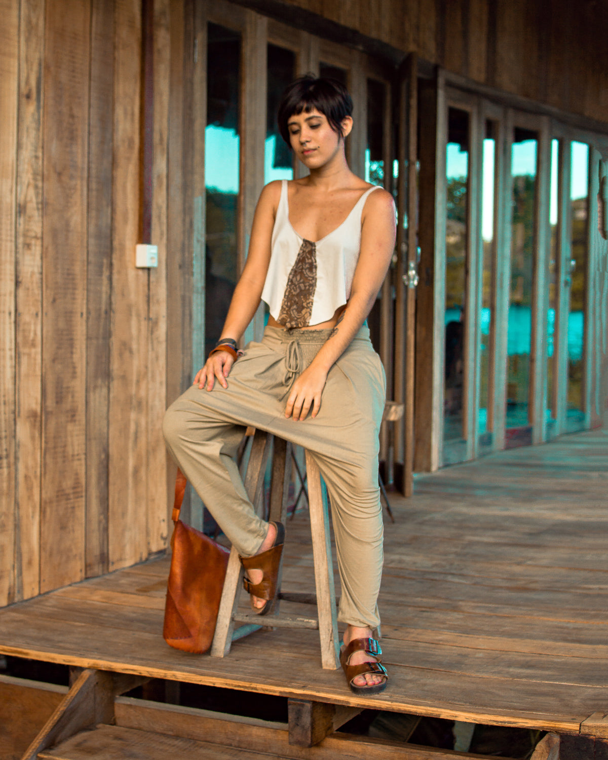 Blusa Goa em Camurça com Renda - Natural