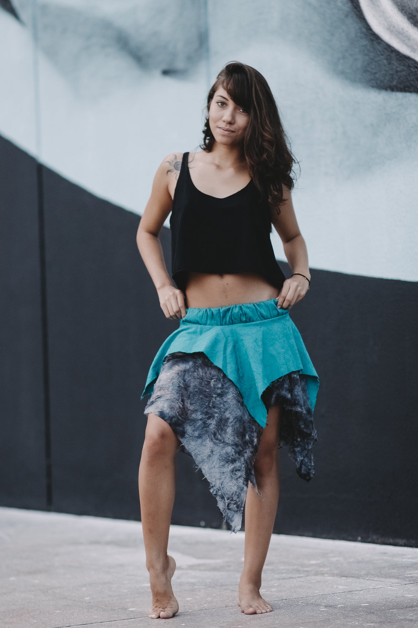 Saia Cigana de Pontas Azul com Preto