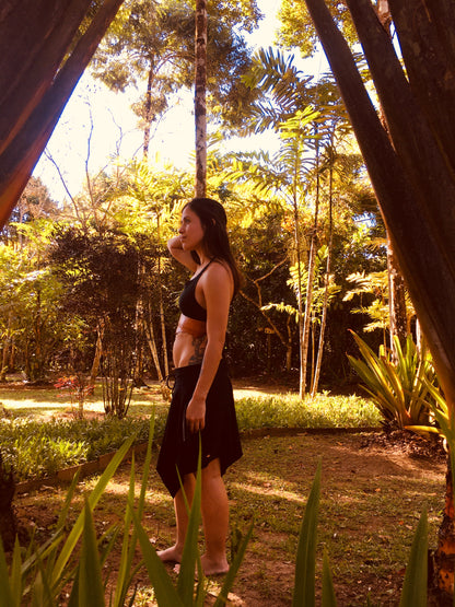 Top com retalho de Couro - Preto / Azul / Amarelo